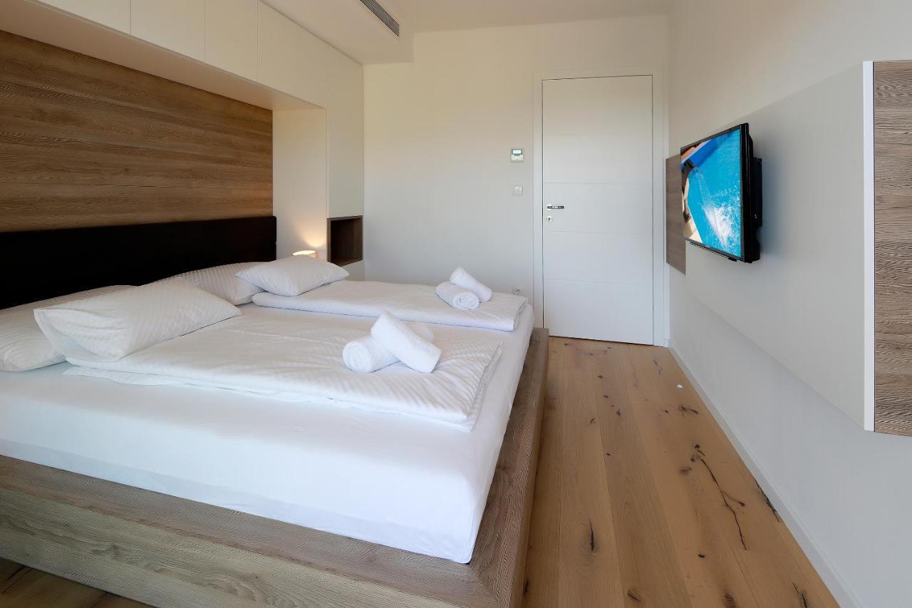 Modena Maris-Heated Pool-Grill-Relax-Jacuzzi Apartments Ičići 外观 照片