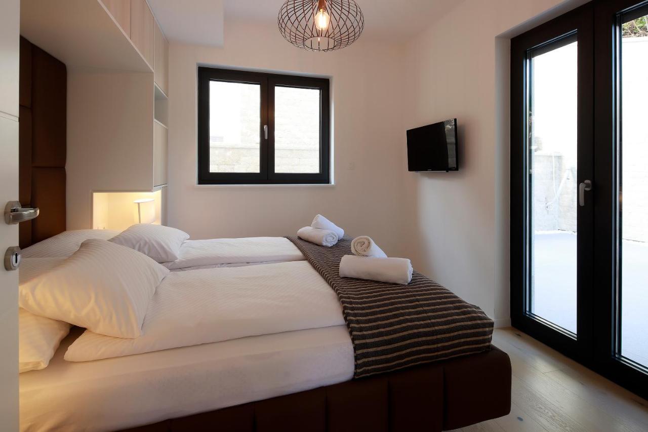 Modena Maris-Heated Pool-Grill-Relax-Jacuzzi Apartments Ičići 外观 照片