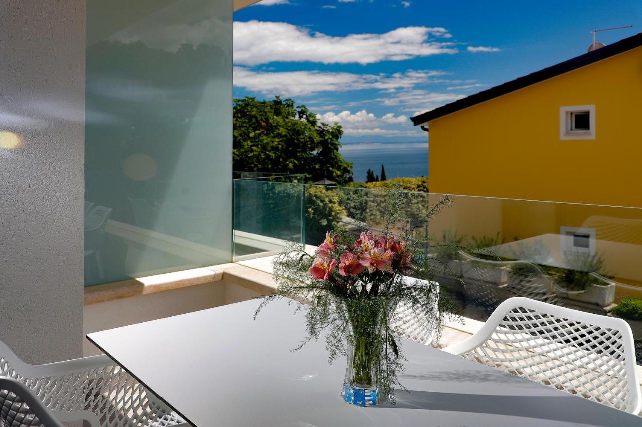 Modena Maris-Heated Pool-Grill-Relax-Jacuzzi Apartments Ičići 外观 照片